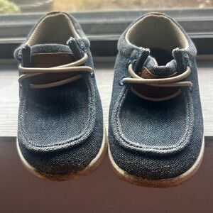 BOGO free


Old Navy Kids Denim Moccasins with Brown Accents